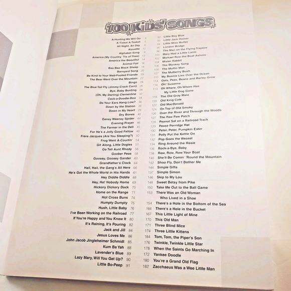 100 Kids Songs Music Book Piano Vocal Guitar Chords Classic Traditional Children - Picture 4 of 6